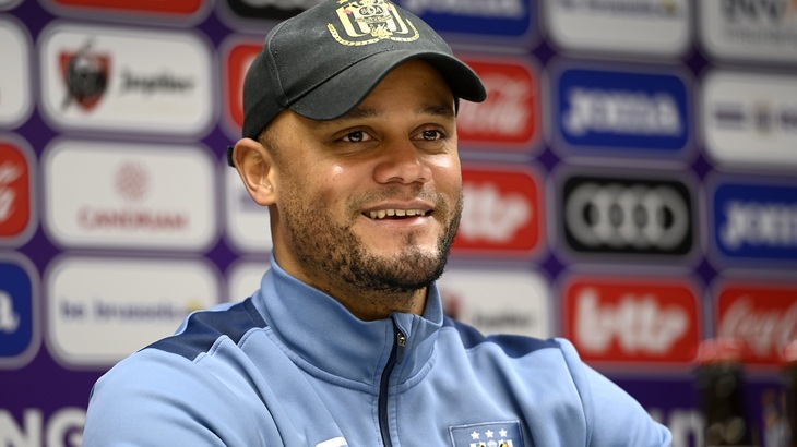 Команда Компани идет на четвертом месте