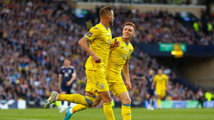 Украина забила три мяча в ворота Шотландии