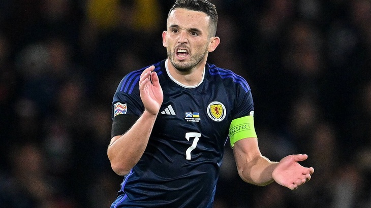 Шотландия лидирует в своей группе