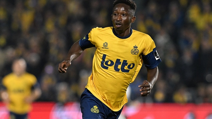 «Юнион Сент-Жиллуаз» лидирует в группе