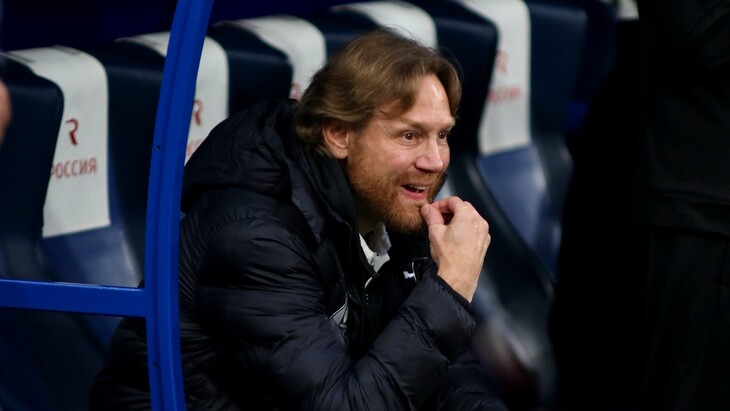 Валерий Карпин