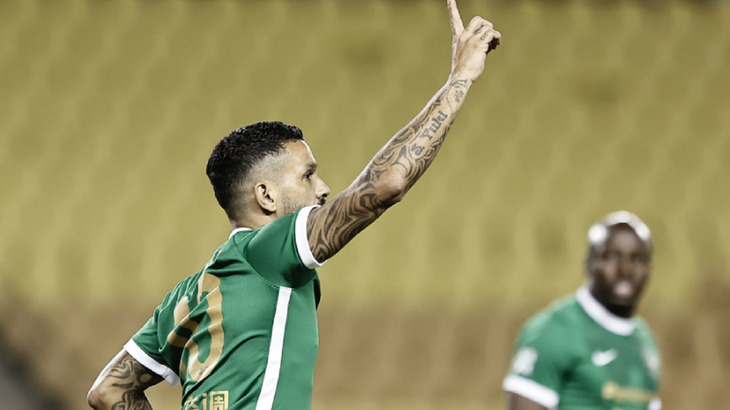 «Чжэцзян Профессионал» идет на 3 месте