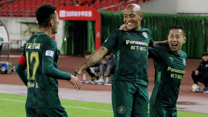 «Чжэцзян Профессионал»