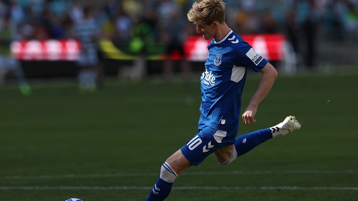 «Эвертон» на один балл опережает зону вылета