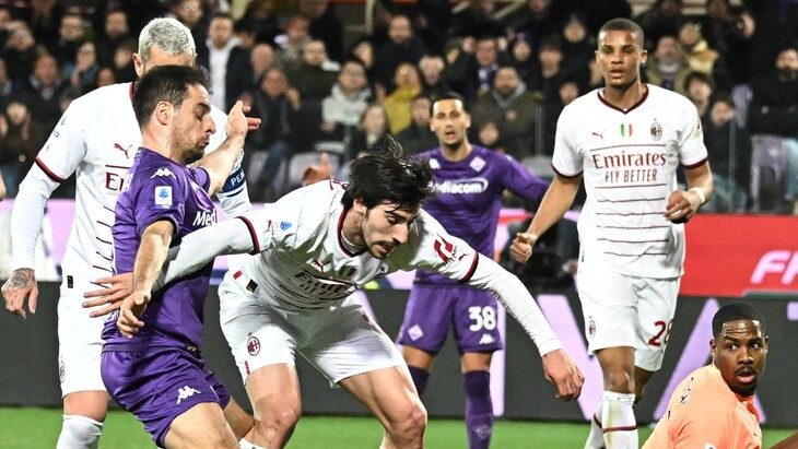 Фрагмент матча Серии А «Фиорентина» — «Милан»