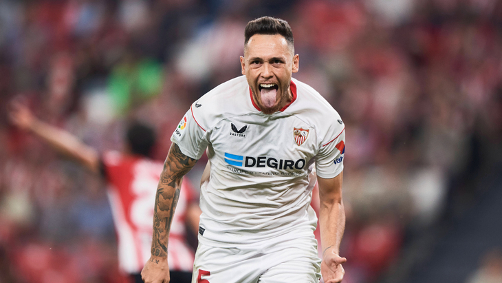 Лукас Окампос