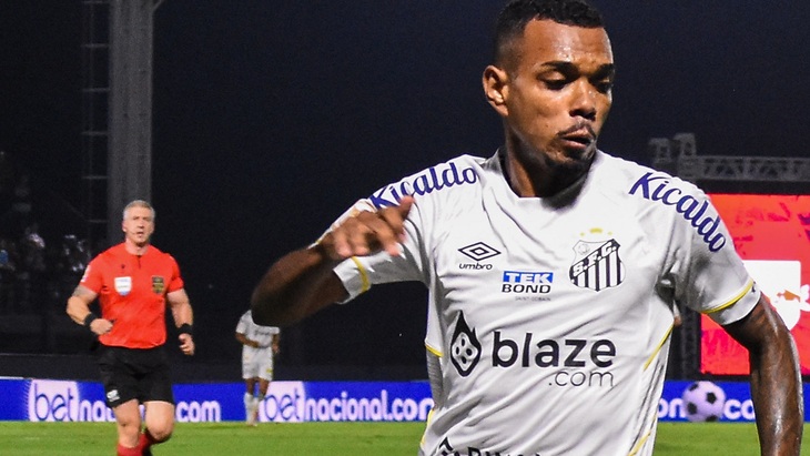 «Сантос» не знает побед семь матчей кряду