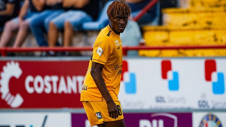 «Дюделанж» выиграл первый матч