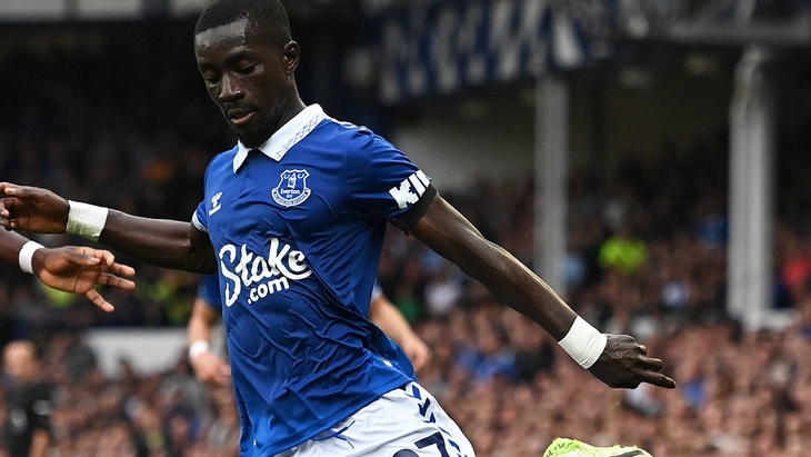 «Эвертон» занимает 18-е место