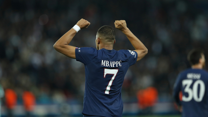 Килиан Мбаппе — форвард ПСЖ