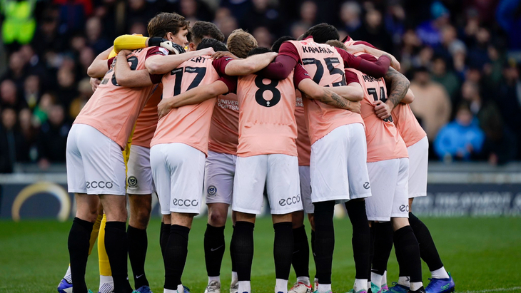 Гости в матче против «Бристоль Роверс»