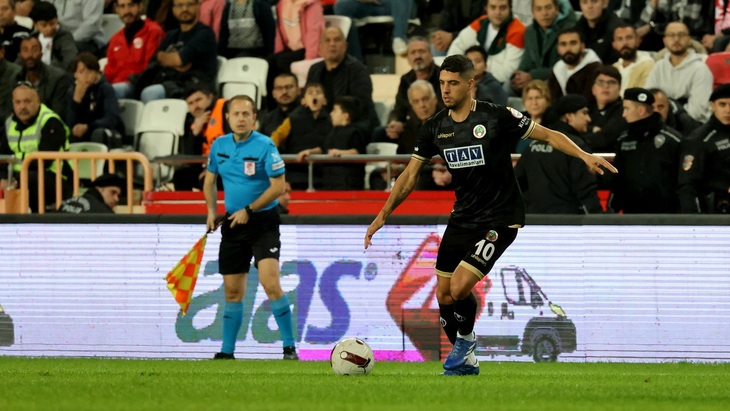 «Аланьяспор» — фаворит матча