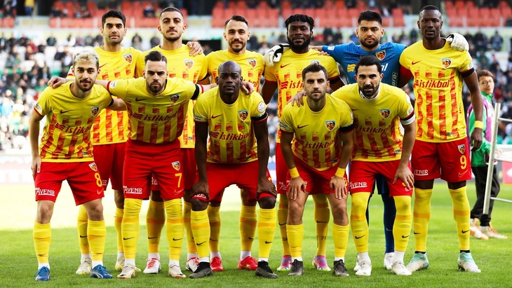 «Кайсериспор» занимает 4-е место