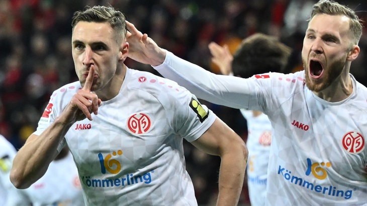 «Майнц» идет в зоне вылета