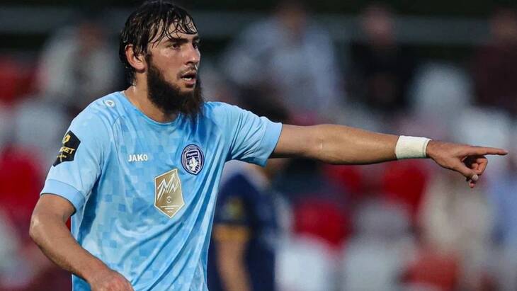 Амур Калмыков — форвард «Родины»