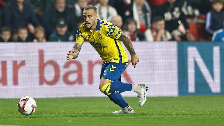 Сандро Рамирес