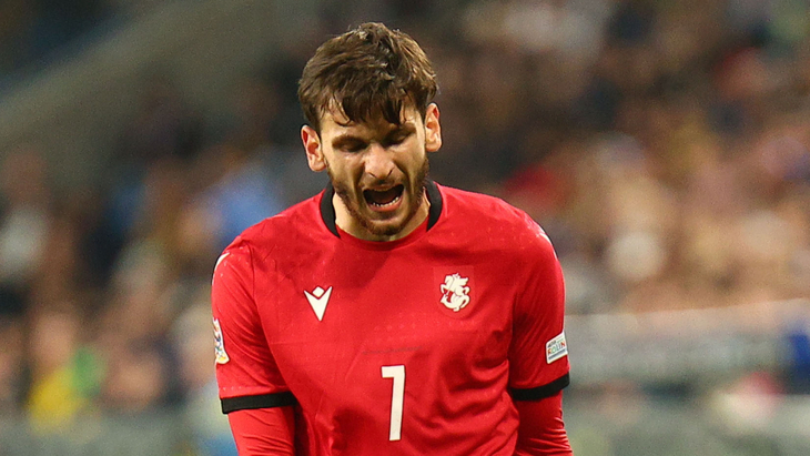 Хвича Кварацхелия — нападающий сборной Грузии