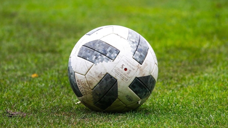 Футбольный мяч