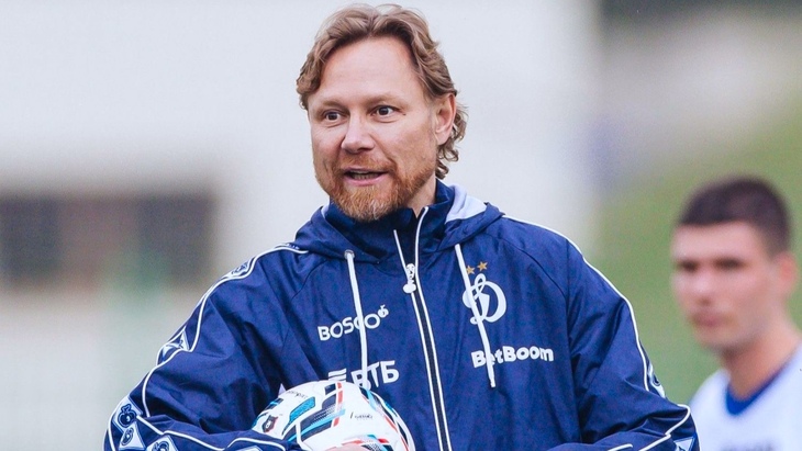 Валерий Карпин