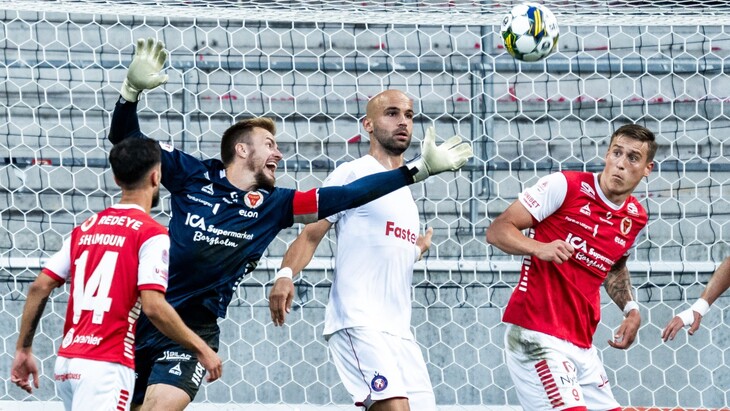 «Кальмар» — «Пюник»