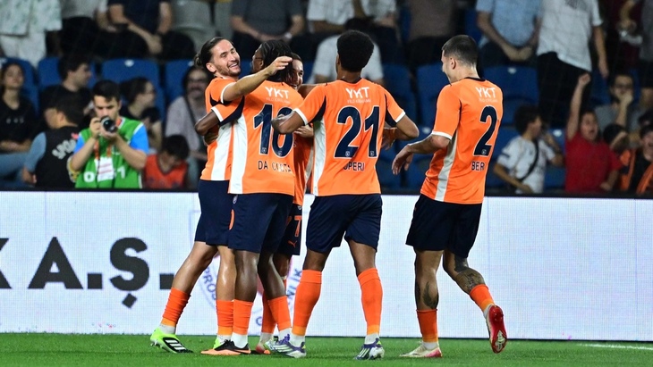 «Истанбул Башакшехир»