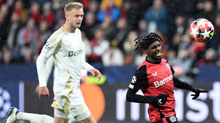 «Байер» — «Спарта»