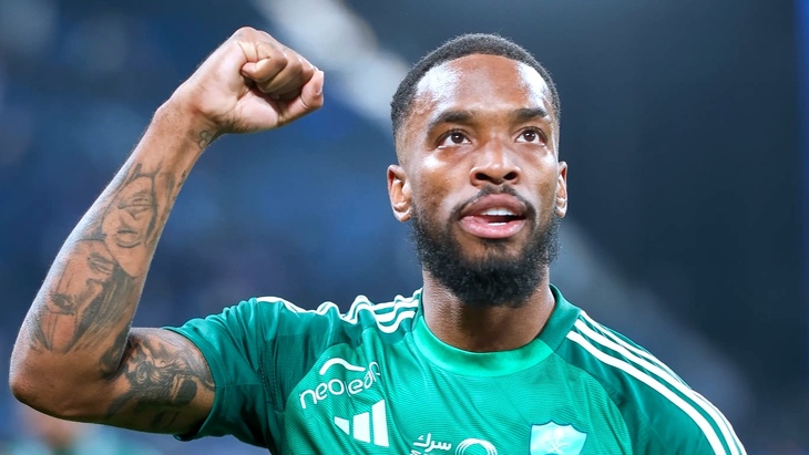 Айван Тоуни