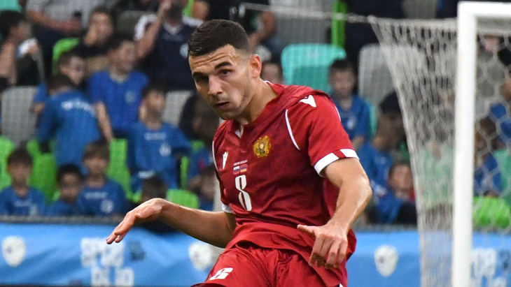 Эдуард Сперцян — полузащитник сборной Армении