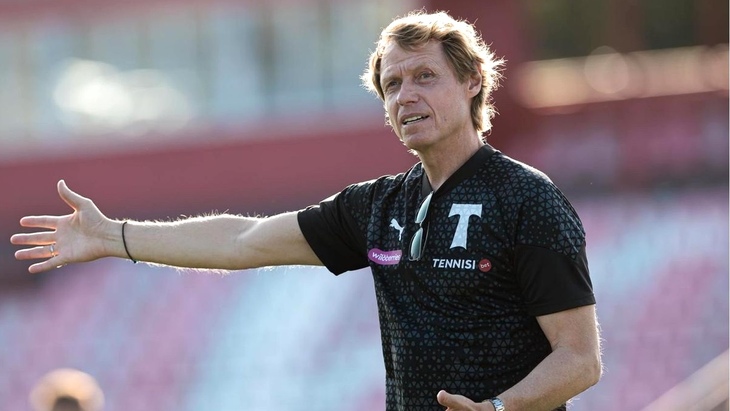 Олег Кононов