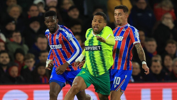 «Кристал Пэлас» — АЕК