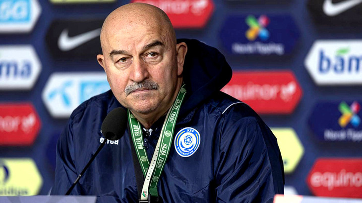 Станислав Черчесов — главный тренер «Ахмата»