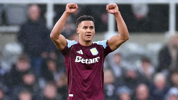 Олли Уоткинс