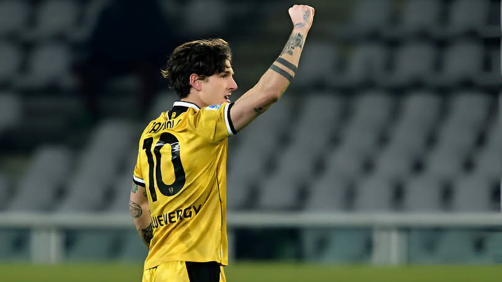 Николо Дзаньоло («Удинезе») играл и за «фиалок»