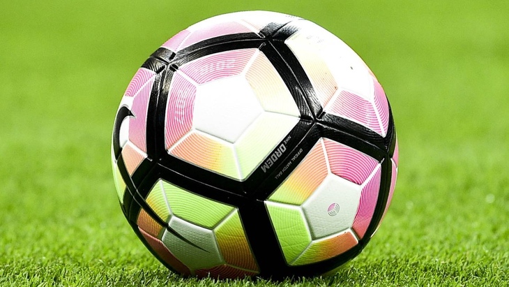 Футбольный мяч