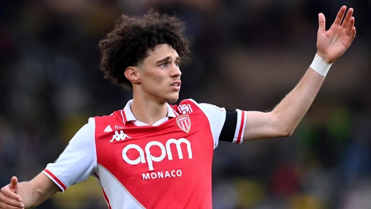 Магнес Аклиуш