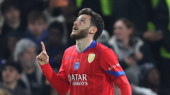 Хвича Кварацхелия — полузащитник ПСЖ