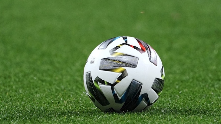 Футбольный мяч