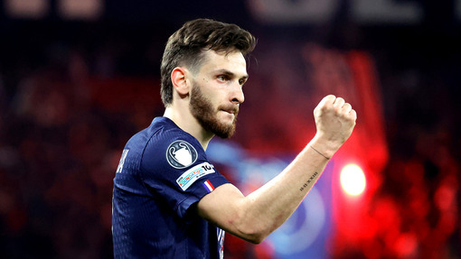 Хвича Кварацхелия — полузащитник ПСЖ 