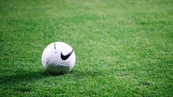 Футбольный мяч