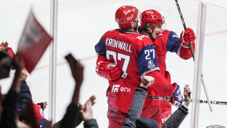 Стефан Кронвалл, «Локомотив»