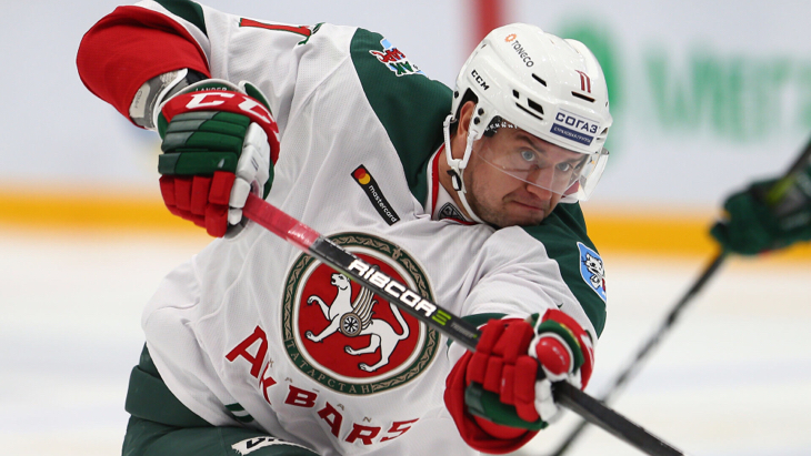 Хоккеист «Ак Барса»