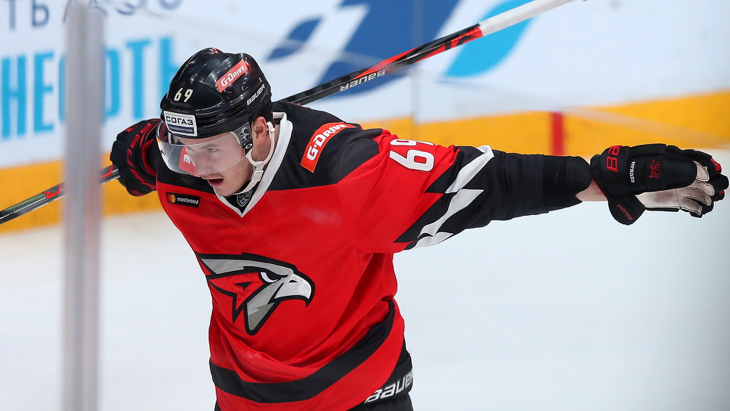 Хоккеист «Авангарда»