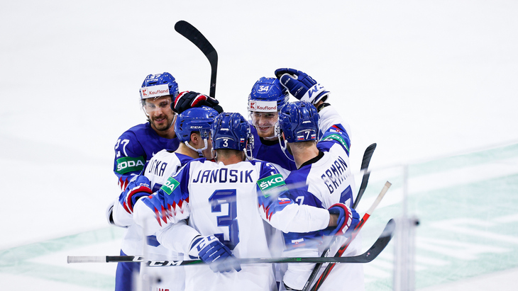 Сборная Словакии стартовала на ЧМ-2021 с победы над Беларусью (5:2)