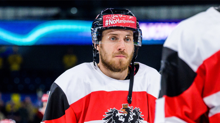 Австрия в игре со Швецией