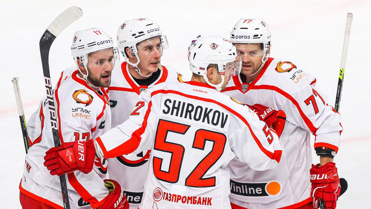 «Автомобилист» в игре с «Трактором»