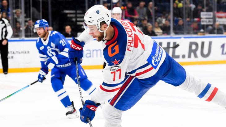 Степан Фальковский в матче с «Динамо»