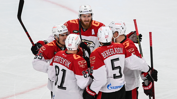 «Авангард» против «Нефтехимика»