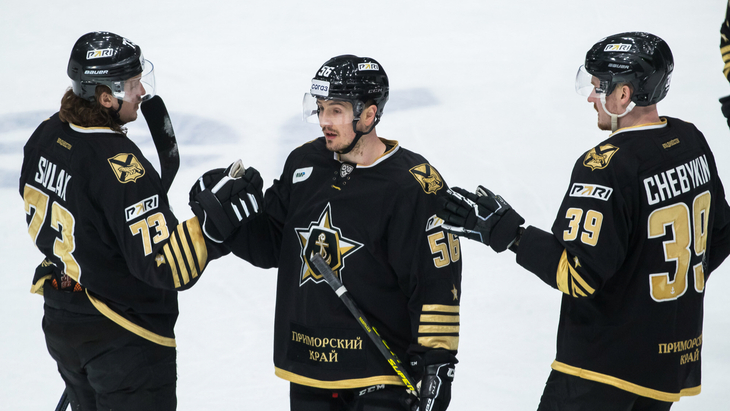 «Адмирал» в матче с «Барысом»