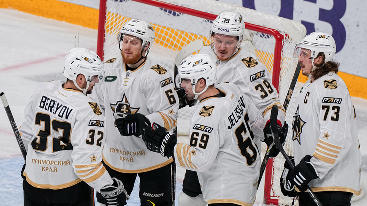 «Адмирал» в матче с «Ак Барсом»
