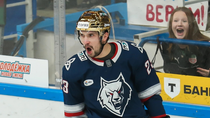 Владимир Брюквин — нападающий «Нефтехимика»